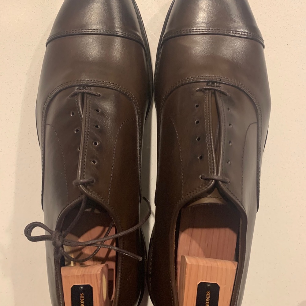 Allen Edmonds Park Ave